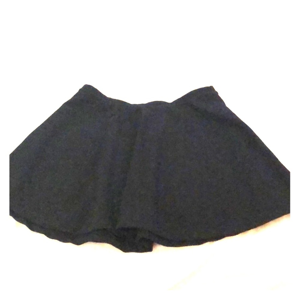 Black skirt
